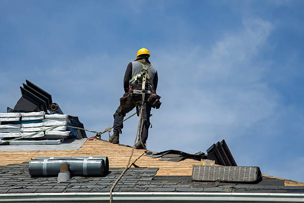 Professional Roof Replacement technician working in Richlands, NC